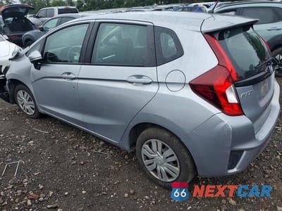 Drugie zdjęcie samochodu z przodu: 2017 HONDA FIT LX VIN:3HGGK5H56HM709631 - miniatura