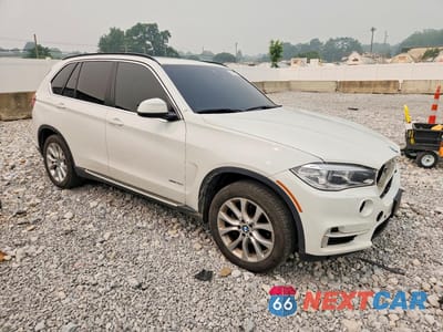 Czwarte zdjęcie samochodu z boku: 2016 BMW X5 XDRIVE35I VIN:5UXKR0C55G0U49253 - miniatura