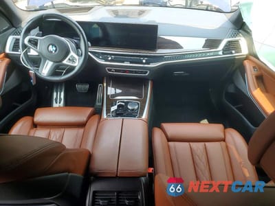 Zdjęcie 8 z 13 samochodu: 2024 BMW X5 XDRIVE40I VIN:5UX23EU03R9U22178 - miniatura