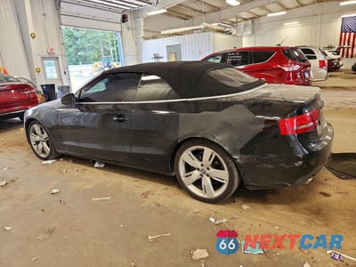 Drugie zdjęcie samochodu z przodu: 2011 AUDI A5 PREMIUM PLUS VIN:WAULFAFH6BN009612 - miniatura