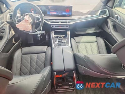 Zdjęcie 8 z 14 samochodu: 2025 BMW X5 SDRIVE 40I VIN:5UX13EU0XS9Z30598 - miniatura