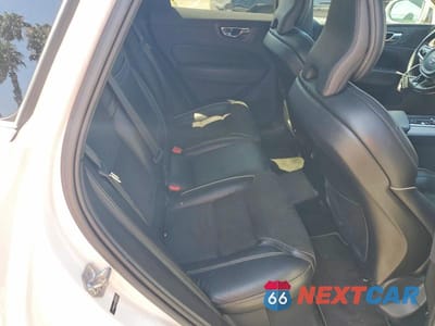 Zdjęcie 11 z 13 samochodu: 2019 VOLVO XC60 T8 R-DESIGN VIN:LYVBR0DM5KB293704 - miniatura