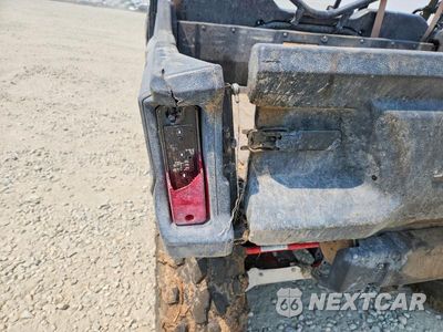 Zdjęcie 9 z 10 samochodu: 2018 HONDA SXS1000M UTILITY VEHICLE VIN:1HFVE04X3J4200224 - miniatura