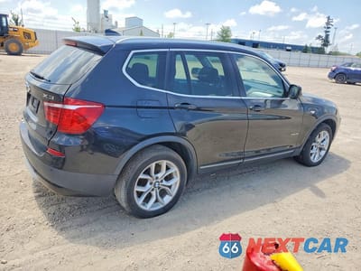 Trzecie zdjęcie samochodu z tyłu: 2011 BMW X3 XDRIVE35I VIN:5UXWX7C55BLL15317 - miniatura