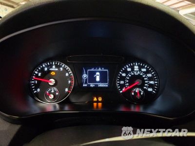 Zdjęcie 9 z 13 samochodu: 2016 KIA SORENTO EX VIN:5XYPHDA55GG104058 - miniatura