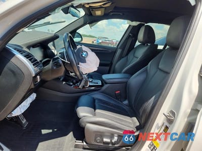 Zdjęcie 7 z 13 samochodu: 2023 BMW X3 M40I VIN:5UX83DP03P9P82287 - miniatura