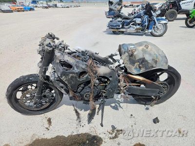 Trzecie zdjęcie samochodu z tyłu: 2021 HONDA CBR1000 RR VIN:JH2SC7711MK400061 - miniatura