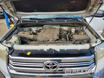 Zdjęcie 11 z 13 samochodu: 2017 TOYOTA TUNDRA CREWMAX SR5 VIN:5TFEY5F1XHX225864 - miniatura