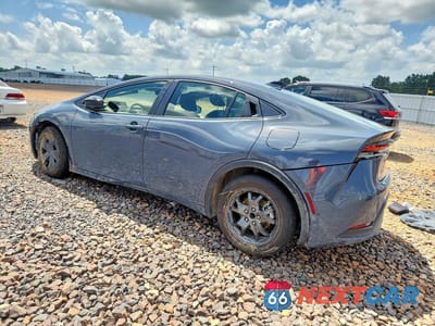 Drugie zdjęcie samochodu z przodu: 2026 TOYOTA PRIUS LE VIN:JTDACAAU7T3066342 - miniatura