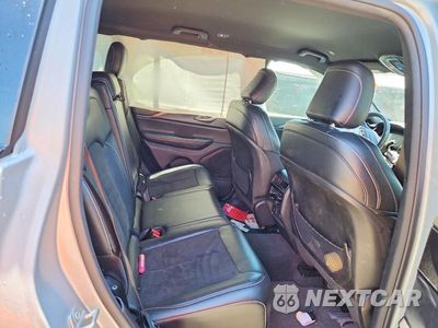 Zdjęcie 11 z 13 samochodu: 2024 JEEP GRAND CHEROKEE LAREDO VIN:1C4RJHAG1RC108587 - miniatura
