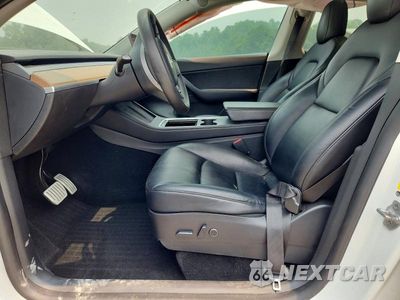 Zdjęcie 7 z 12 samochodu: 2021 TESLA MODEL Y VIN:5YJYGDEF5MF251753 - miniatura