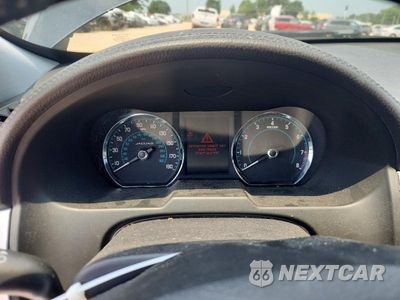 Zdjęcie 9 z 12 samochodu: 2015 JAGUAR XF 2.0T PREMIUM VIN:SAJWA0FS4FPU56181 - miniatura