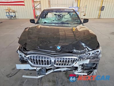 Piąte zdjęcie samochodu w środku: 2025 BMW 330XI VIN:3MW89CW05S8F36322 - miniatura