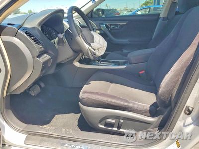 Zdjęcie 7 z 12 samochodu: 2013 NISSAN ALTIMA 2.5 VIN:1N4AL3AP4DN478008 - miniatura