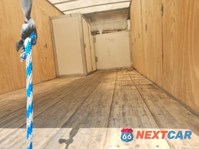 Zdjęcie 10 z 12 samochodu: 2025 CHEVROLET EXPRESS BOX TRUCK VIN:1HA3GTF70SN022340 - miniatura