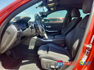 Zdjęcie 7 z 12 samochodu: 2021 BMW 330I VIN:3MW5R1J01M8B72630 - miniatura