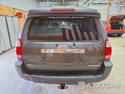 Zdjęcie 6 z 13 samochodu: 2006 TOYOTA 4RUNNER SR5 VIN:JTEBU14R268073341 - miniatura