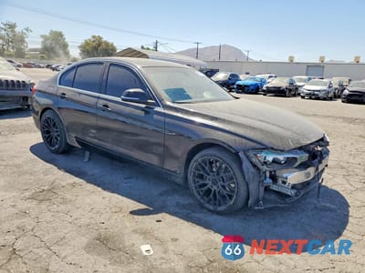 Czwarte zdjęcie samochodu z boku: 2015 BMW 320 I VIN:WBA3B1C55FK138910 - miniatura