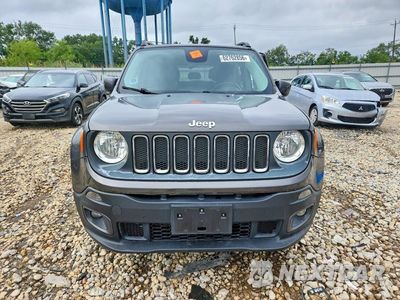 Piąte zdjęcie samochodu w środku: 2017 JEEP RENEGADE LATITUDE VIN:ZACCJBBB1HPG60414 - miniatura