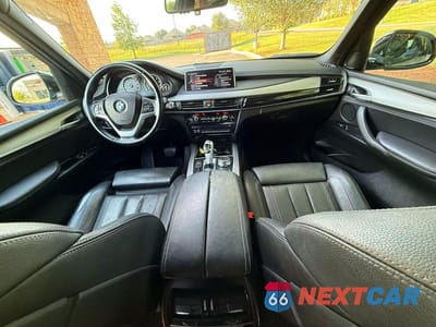 Zdjęcie 9 z 10 samochodu: 2017 BMW X5 XDRIVE35I VIN:5UXKR0C32H0V75733 - miniatura