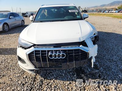 Piąte zdjęcie samochodu w środku: 2019 AUDI Q3 PREMIUM VIN:WA1AECF35K1081853 - miniatura