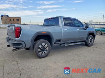 Trzecie zdjęcie samochodu z tyłu: 2026 GMC SIERRA K2500 DENALI VIN:1GT4URE74TF220095 - miniatura