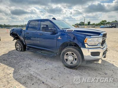 Czwarte zdjęcie samochodu z boku: 2024 RAM 2500 TRADESMAN VIN:3C6UR5CL5RG233527 - miniatura
