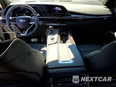 Zdjęcie 8 z 14 samochodu: 2024 CADILLAC ESCALADE PREMIUM LUXURY VIN:1GYS4BKL2RR329088 - miniatura