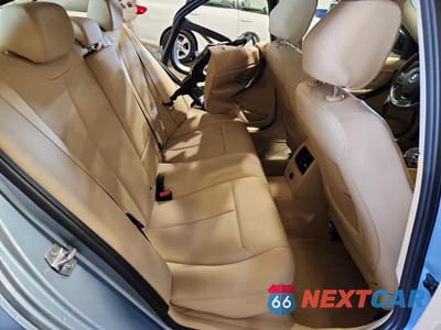 Zdjęcie 10 z 12 samochodu: 2014 BMW 320 I XDRIVE VIN:WBA3C3G53ENR25435 - miniatura