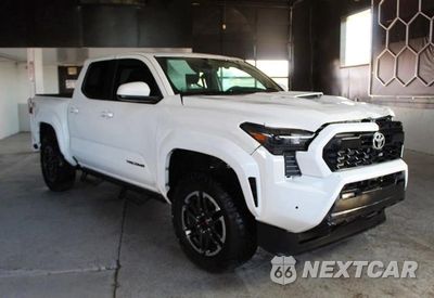 2025 TOYOTA TACOMA TRD SPORT 3TMLB5JN2SM176210 - główne zdjęcie licytacji z USA - miniatura