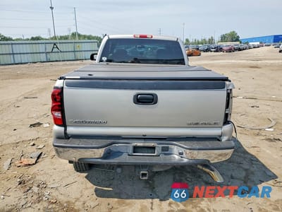 Zdjęcie 6 z 12 samochodu: 2005 CHEVROLET SILVERADO C2500 HEAVY DUTY VIN:1GCHC29U35E102186 - miniatura