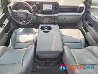 Zdjęcie 8 z 12 samochodu: 2023 FORD F350 SUPER DUTY VIN:1FT8W3BT8PED15975 - miniatura