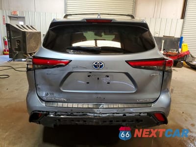 Zdjęcie 6 z 13 samochodu: 2023 TOYOTA HIGHLANDER HYBRID LIMITED VIN:5TDYARAH7PS518607 - miniatura