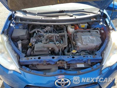 Zdjęcie 11 z 12 samochodu: 2013 TOYOTA PRIUS C THREE VIN:JTDKDTB34D1532843 - miniatura