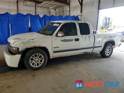 2002 CHEVROLET SILVERADO C1500 2GCEC19V021184994 - główne zdjęcie licytacji z USA - miniatura
