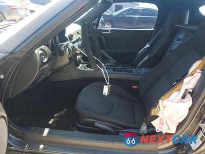 Zdjęcie 7 z 12 samochodu: 2015 MAZDA MX-5 MIATA SPORT VIN:JM1NC2JF2F0239473 - miniatura