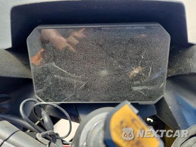 Zdjęcie 7 z 9 samochodu: 2024 SUZUKI GSX800 F VIN:JS1EM13B2R7100936 - miniatura