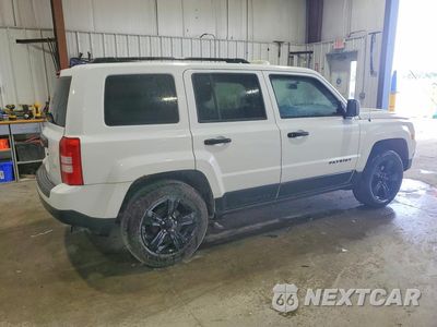 Trzecie zdjęcie samochodu z tyłu: 2014 JEEP PATRIOT SPORT VIN:1C4NJPBA1ED691525 - miniatura