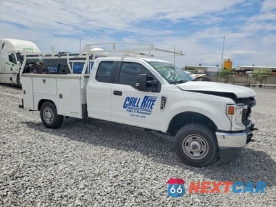 Czwarte zdjęcie samochodu z boku: 2022 FORD F250 SUPER DUTY VIN:1FD7X2B64NEC88943 - miniatura