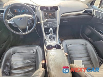 Zdjęcie 8 z 12 samochodu: 2016 FORD FUSION SE VIN:3FA6P0HD1GR116451 - miniatura
