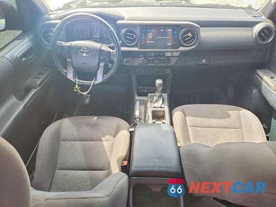 Zdjęcie 8 z 13 samochodu: 2017 TOYOTA TACOMA TRD SPORT VIN:3TMBZ5DN7HM007313 - miniatura
