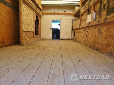 Zdjęcie 10 z 12 samochodu: 2021 FORD E450 BOX TRUCK VIN:1FDXE4FN6MDC13278 - miniatura