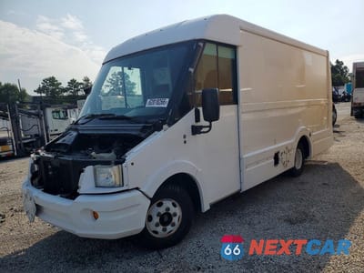 2012 ISUZU NPR - DELIVERY VAN JALB4T17XC7W00559 - główne zdjęcie licytacji z USA - miniatura