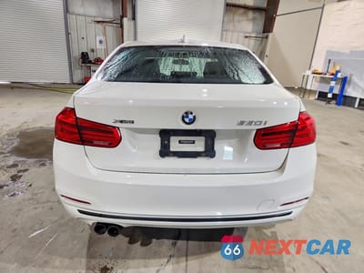 Zdjęcie 6 z 12 samochodu: 2018 BMW 330 XI VIN:WBA8D9C51JA616575 - miniatura