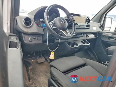 Zdjęcie 8 z 12 samochodu: 2023 MERCEDES-BENZ SPRINTER 2500 DELIVERY VAN VIN:W1Y40BHY1PT125567 - miniatura