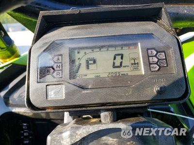 Zdjęcie 8 z 10 samochodu: 2019 HONDA SXS1000S UTILITY VEHICLE VIN:1HFVE0540K4002173 - miniatura