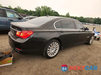 Trzecie zdjęcie samochodu z tyłu: 2012 BMW 750 LXI VIN:WBAKC8C55CC435960 - miniatura
