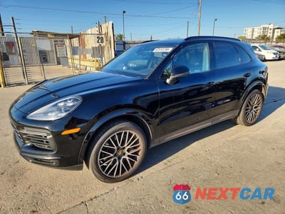 2021 PORSCHE CAYENNE S WP1AB2AYXMDA27704 - główne zdjęcie licytacji z USA - miniatura