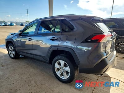 Drugie zdjęcie samochodu z przodu: 2021 TOYOTA RAV4 XLE VIN:2T3W1RFVXMC159366 - miniatura
