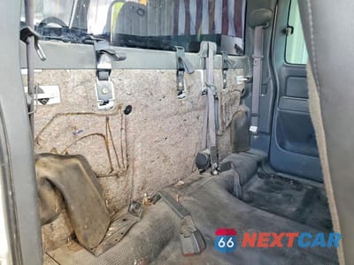 Zdjęcie 10 z 12 samochodu: 2006 CHEVROLET SILVERADO C2500 HEAVY DUTY VIN:1GCHC29U46E285812 - miniatura